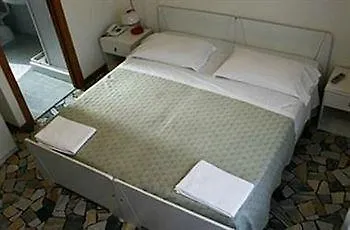 Clodia 2* Κιότζα